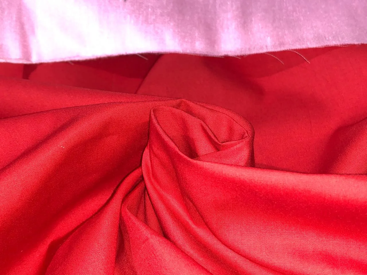 100%  Cotton Poplin MILL DYED   58" WIDE available in 2 colors pink and red by the yard  [rolls]