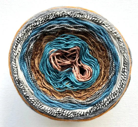 Layers yarn cakes